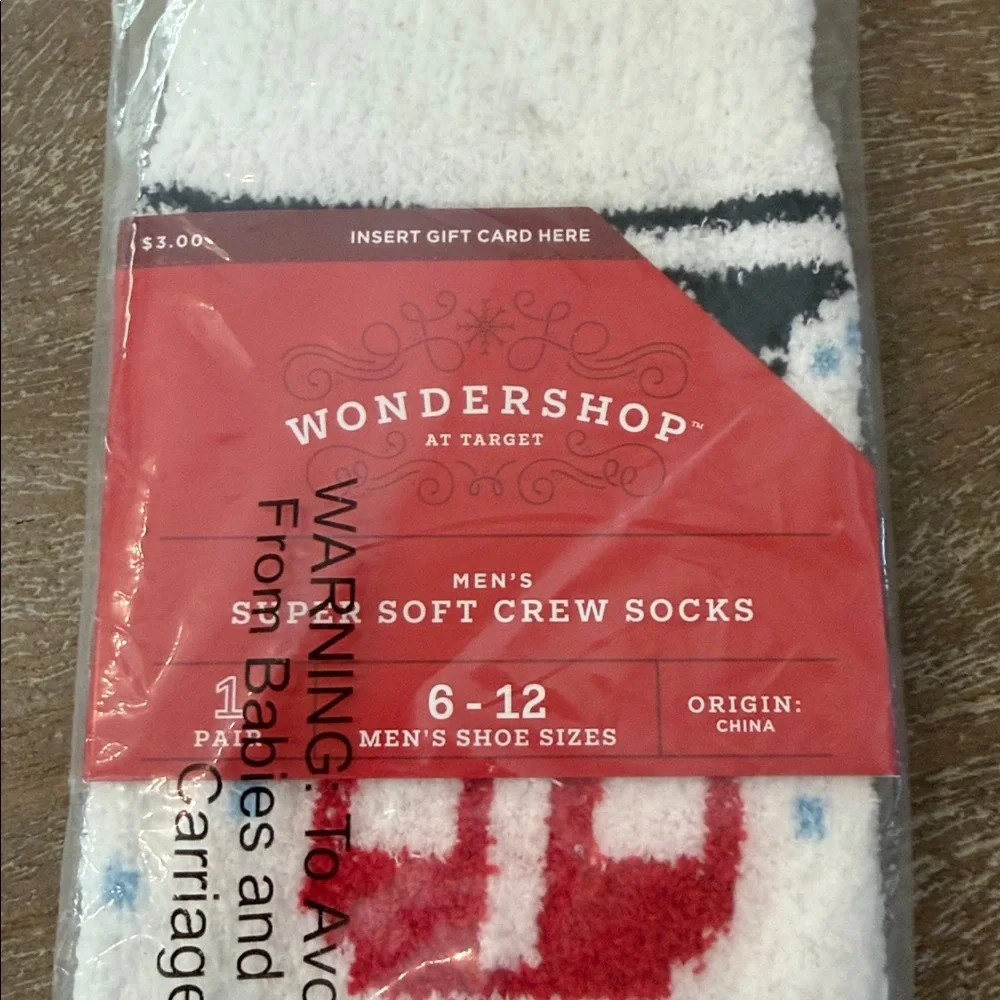 Wondershop Festive Snowflake Super Soft Crew Socks